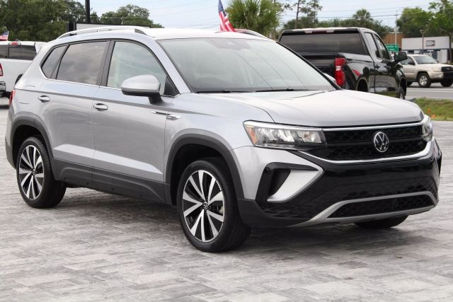 image vehicle 2024 VOLKSWAGEN TAOS