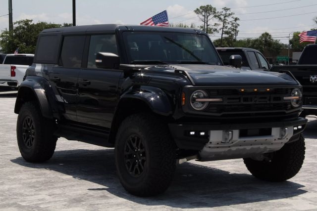 image vehicle 2024 FORD BRONCO