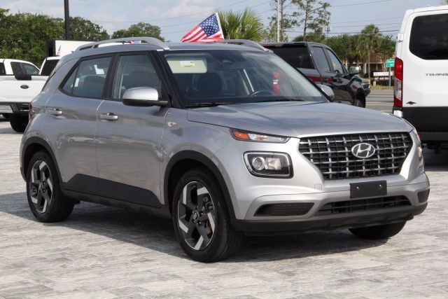 image vehicle 2023 HYUNDAI VENUE
