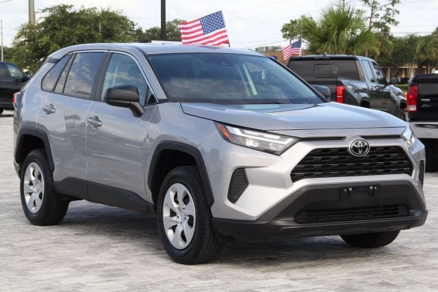 image vehicle 2024 TOYOTA RAV4