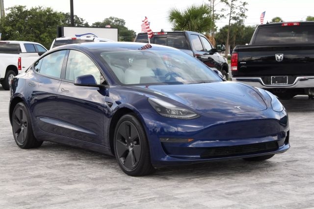 image vehicle 2023 TESLA MODEL 3