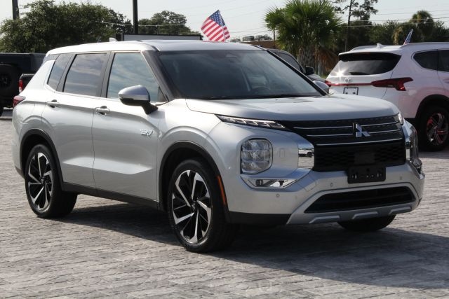 image vehicle 2023 MITSUBISHI OUTLANDER PHEV