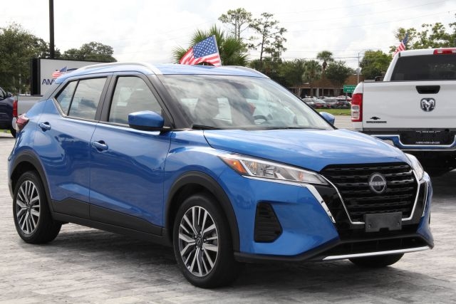image vehicle 2024 NISSAN KICKS
