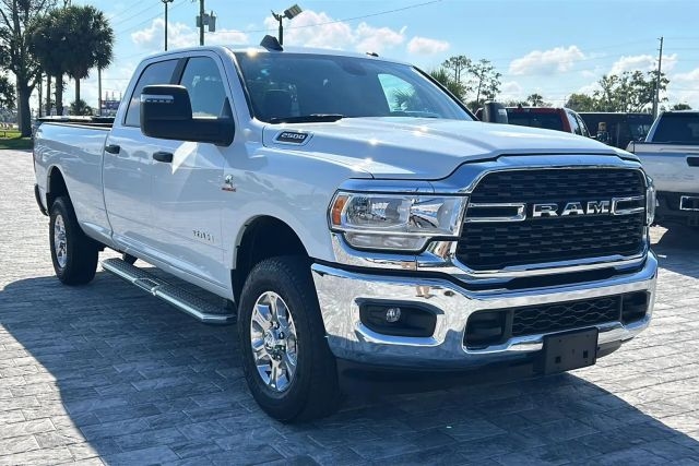 image vehicle 2024 RAM 2500 CREW CAB