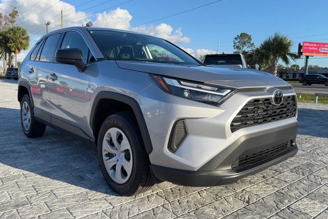 image vehicle 2025 TOYOTA RAV4