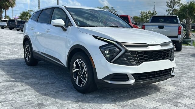 image vehicle 2024 KIA SPORTAGE