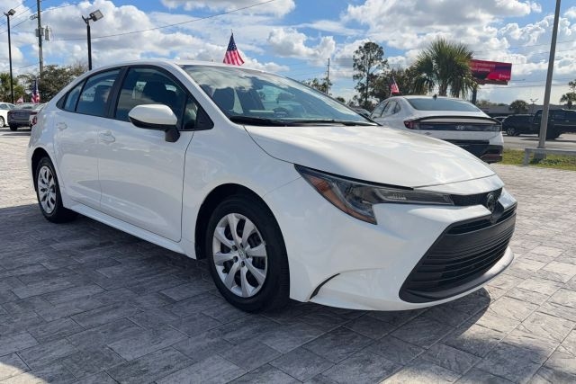 2025 Toyota Corolla LE