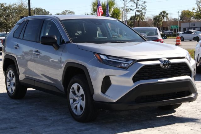 image vehicle 2025 TOYOTA RAV4